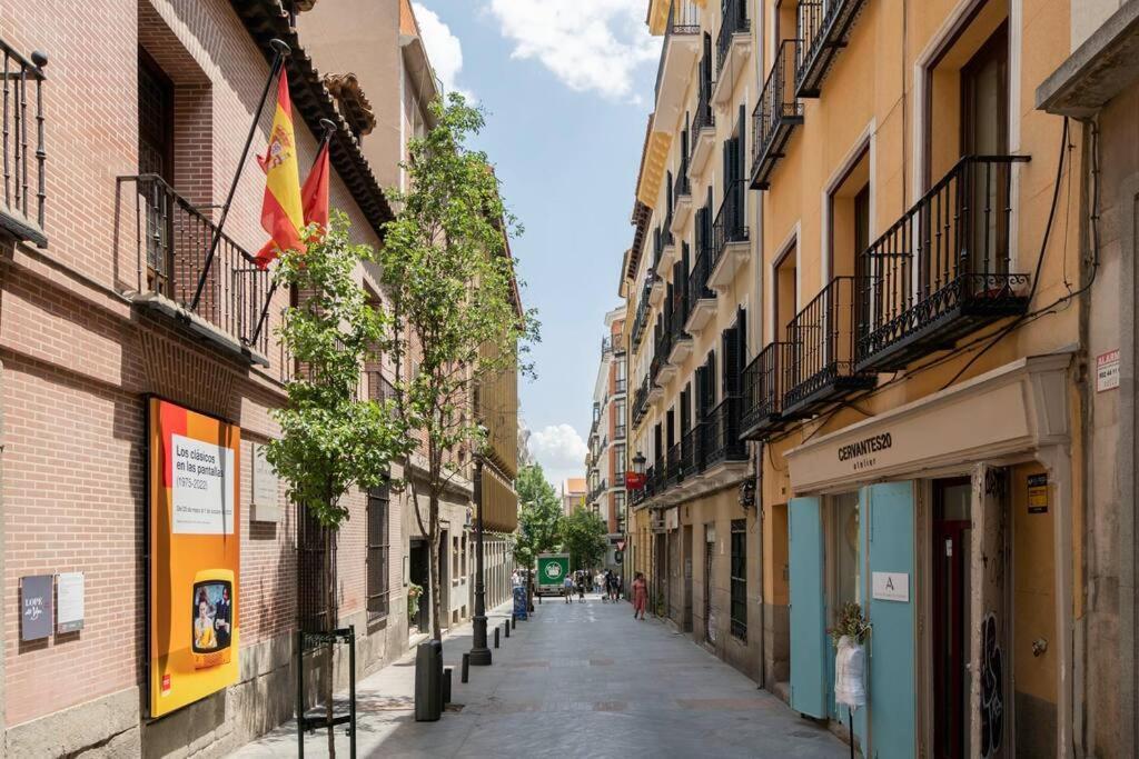 Flat In Barrio De Las Letras / Cervantes20 Madryt Zewnętrze zdjęcie